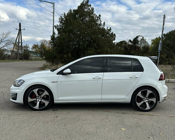 Фольксваген Гольф ГТИ, объемом двигателя 1.98 л и пробегом 157 тыс. км за 14000 $, фото 1 на Automoto.ua