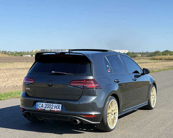 Фольксваген Гольф ГТИ, объемом двигателя 2 л и пробегом 150 тыс. км за 12850 $, фото 8 на Automoto.ua