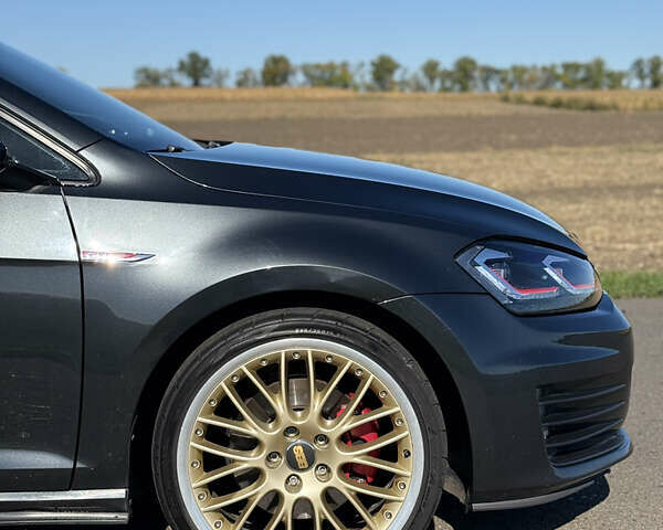 Фольксваген Гольф ГТИ, объемом двигателя 2 л и пробегом 150 тыс. км за 12850 $, фото 2 на Automoto.ua