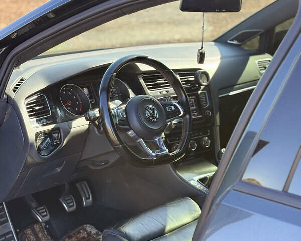 Фольксваген Гольф ГТИ, объемом двигателя 2 л и пробегом 150 тыс. км за 12850 $, фото 12 на Automoto.ua