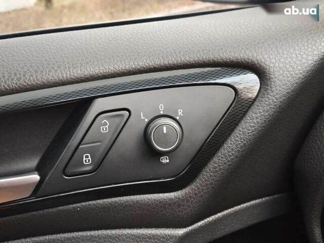 Фольксваген Гольф ГТИ, объемом двигателя 2 л и пробегом 149 тыс. км за 16390 $, фото 17 на Automoto.ua