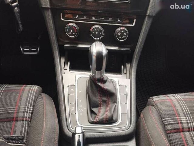 Фольксваген Гольф ГТИ, объемом двигателя 2 л и пробегом 149 тыс. км за 16390 $, фото 16 на Automoto.ua