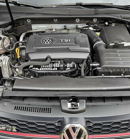 Фольксваген Гольф ГТИ, объемом двигателя 2 л и пробегом 124 тыс. км за 13200 $, фото 16 на Automoto.ua