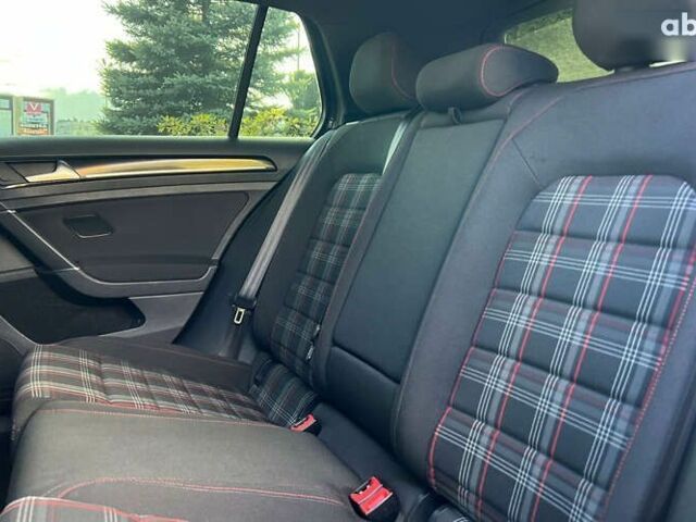 Фольксваген Гольф ГТІ, об'ємом двигуна 2 л та пробігом 75 тис. км за 15850 $, фото 24 на Automoto.ua