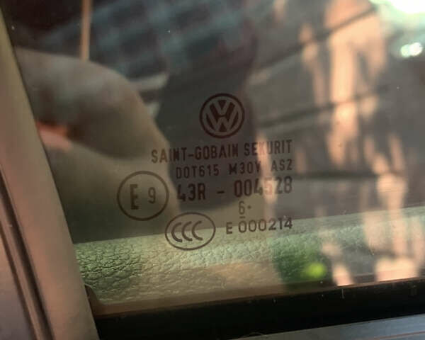 Фольксваген Гольф ГТИ, объемом двигателя 2 л и пробегом 88 тыс. км за 15450 $, фото 21 на Automoto.ua