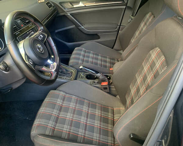 Фольксваген Гольф ГТИ, объемом двигателя 2 л и пробегом 88 тыс. км за 15450 $, фото 15 на Automoto.ua