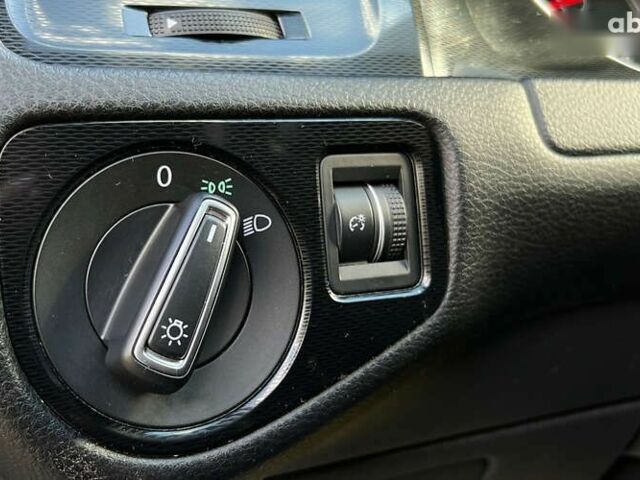 Фольксваген Гольф ГТІ, об'ємом двигуна 2 л та пробігом 75 тис. км за 15850 $, фото 19 на Automoto.ua