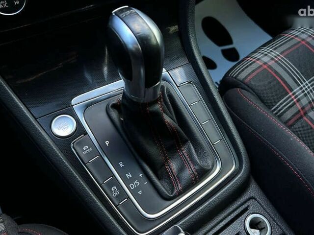 Фольксваген Гольф ГТІ, об'ємом двигуна 2 л та пробігом 75 тис. км за 15850 $, фото 20 на Automoto.ua