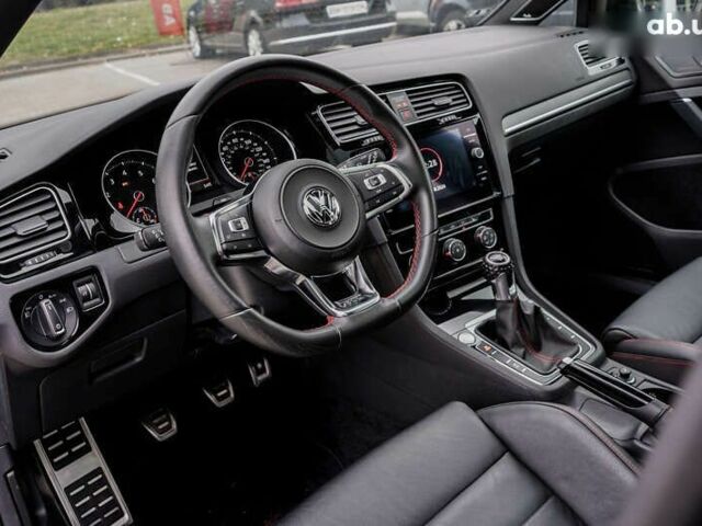 Фольксваген Гольф ГТИ, объемом двигателя 2 л и пробегом 44 тыс. км за 19999 $, фото 15 на Automoto.ua