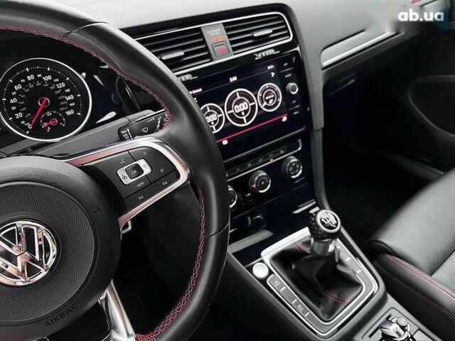 Фольксваген Гольф ГТИ, объемом двигателя 2 л и пробегом 44 тыс. км за 19999 $, фото 19 на Automoto.ua