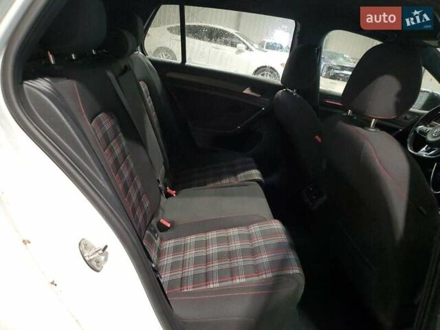 Фольксваген Гольф ГТИ, объемом двигателя 1.98 л и пробегом 31 тыс. км за 2900 $, фото 9 на Automoto.ua