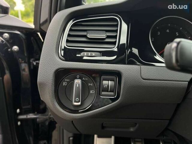 Фольксваген Гольф ГТИ, объемом двигателя 2 л и пробегом 44 тыс. км за 19999 $, фото 11 на Automoto.ua