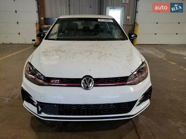 Фольксваген Гольф ГТИ, объемом двигателя 1.98 л и пробегом 31 тыс. км за 2900 $, фото 4 на Automoto.ua