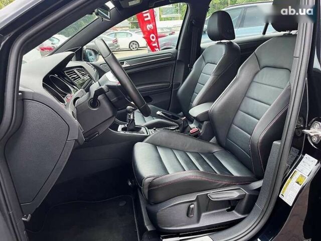 Фольксваген Гольф ГТИ, объемом двигателя 2 л и пробегом 44 тыс. км за 19999 $, фото 12 на Automoto.ua