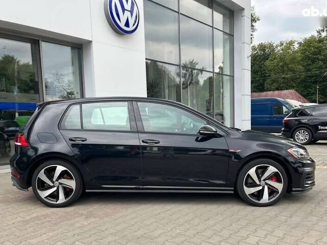 Фольксваген Гольф ГТИ, объемом двигателя 2 л и пробегом 44 тыс. км за 19999 $, фото 7 на Automoto.ua