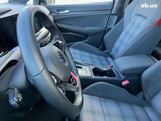 Фольксваген Гольф ГТИ, объемом двигателя 2 л и пробегом 3 тыс. км за 34343 $, фото 10 на Automoto.ua