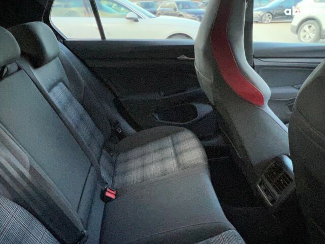 Фольксваген Гольф ГТИ, объемом двигателя 2 л и пробегом 3 тыс. км за 34343 $, фото 35 на Automoto.ua