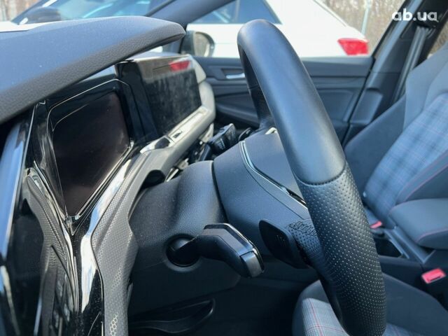 Фольксваген Гольф ГТИ, объемом двигателя 2 л и пробегом 3 тыс. км за 34343 $, фото 2 на Automoto.ua