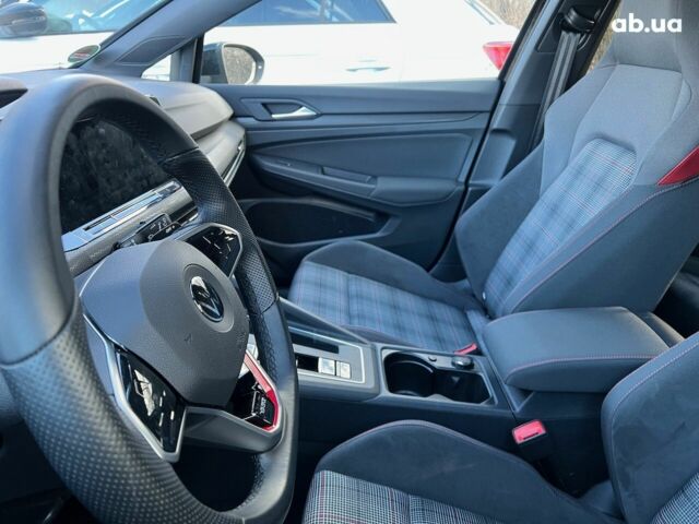 Фольксваген Гольф ГТИ, объемом двигателя 2 л и пробегом 3 тыс. км за 34343 $, фото 14 на Automoto.ua