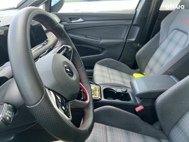 Фольксваген Гольф ГТИ, объемом двигателя 2 л и пробегом 0 тыс. км за 45428 $, фото 31 на Automoto.ua