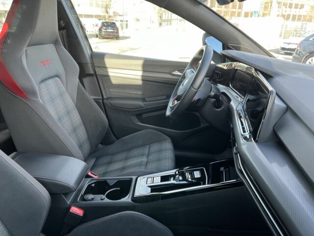 Фольксваген Гольф ГТІ, об'ємом двигуна 2 л та пробігом 6 тис. км за 36408 $, фото 17 на Automoto.ua