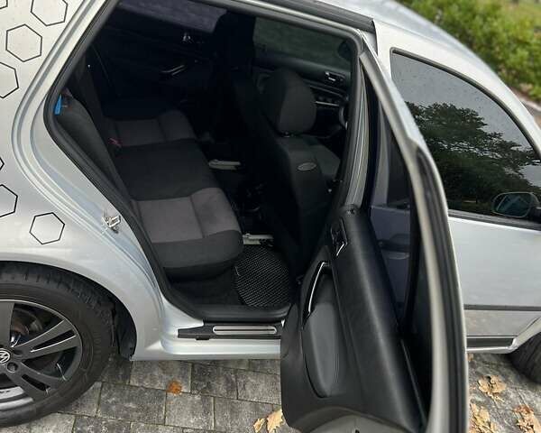 Сірий Фольксваген Гольф ГТІ, об'ємом двигуна 1.6 л та пробігом 263 тис. км за 4000 $, фото 10 на Automoto.ua