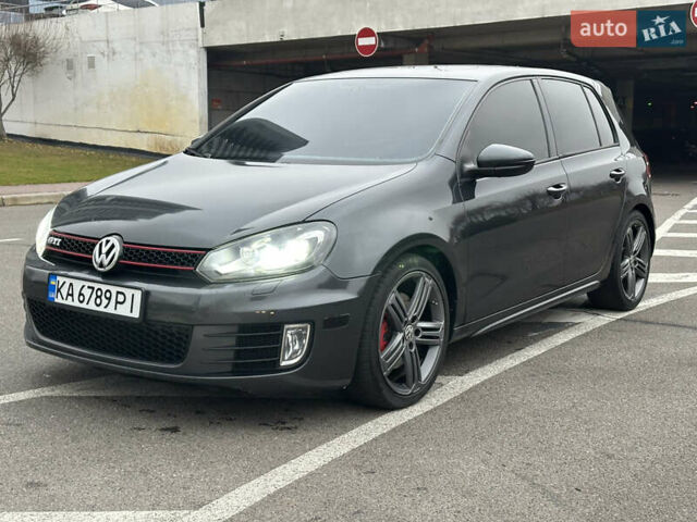 Серый Фольксваген Гольф ГТИ, объемом двигателя 2 л и пробегом 222 тыс. км за 8300 $, фото 6 на Automoto.ua