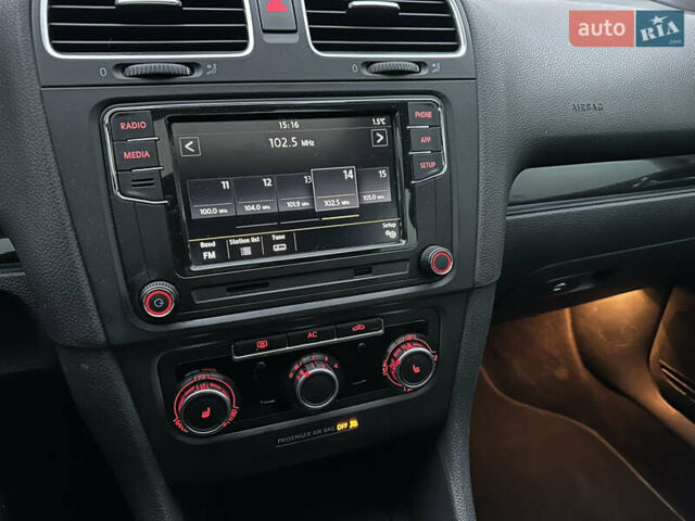 Серый Фольксваген Гольф ГТИ, объемом двигателя 2 л и пробегом 222 тыс. км за 8300 $, фото 22 на Automoto.ua