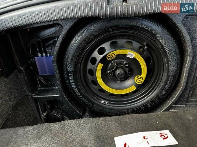 Сірий Фольксваген Гольф ГТІ, об'ємом двигуна 1.98 л та пробігом 221 тис. км за 8500 $, фото 5 на Automoto.ua