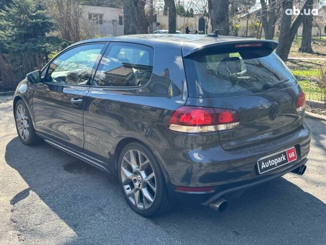 Серый Фольксваген Гольф ГТИ, объемом двигателя 2 л и пробегом 138 тыс. км за 14490 $, фото 6 на Automoto.ua