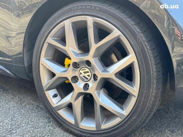 Серый Фольксваген Гольф ГТИ, объемом двигателя 2 л и пробегом 138 тыс. км за 14490 $, фото 8 на Automoto.ua