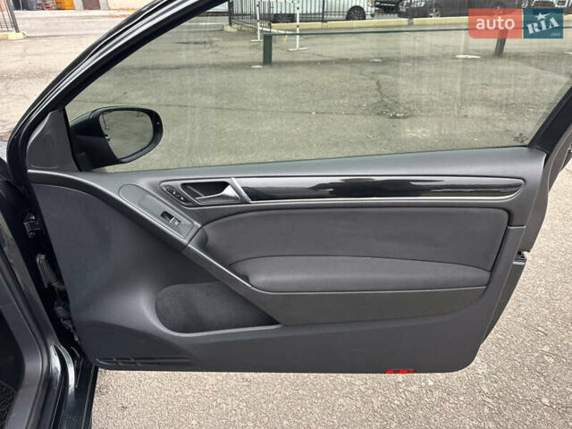 Серый Фольксваген Гольф ГТИ, объемом двигателя 1.98 л и пробегом 221 тыс. км за 9900 $, фото 23 на Automoto.ua