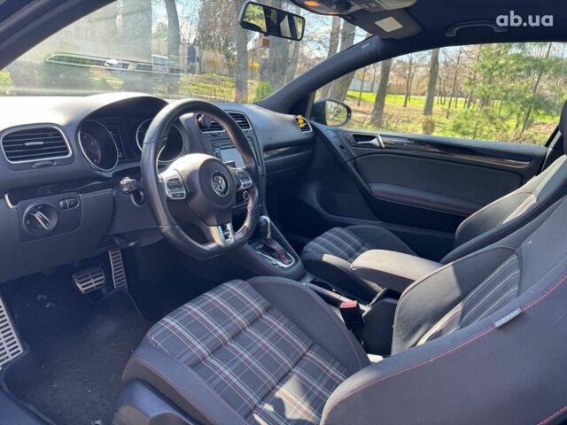 Серый Фольксваген Гольф ГТИ, объемом двигателя 2 л и пробегом 138 тыс. км за 14490 $, фото 16 на Automoto.ua
