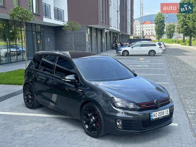 Серый Фольксваген Гольф ГТИ, объемом двигателя 2 л и пробегом 230 тыс. км за 9899 $, фото 8 на Automoto.ua