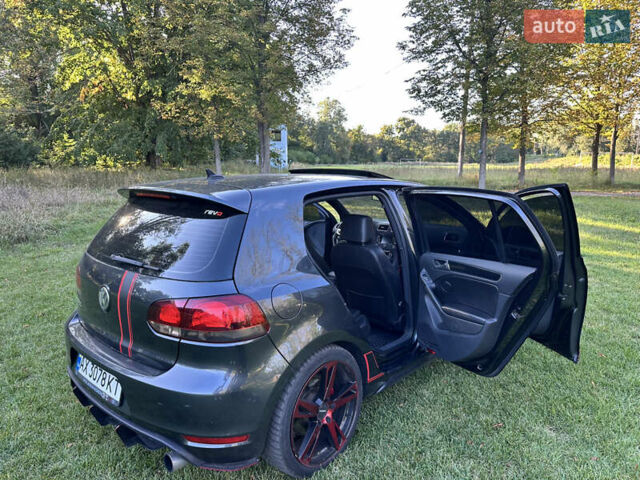 Серый Фольксваген Гольф ГТИ, объемом двигателя 1.98 л и пробегом 231 тыс. км за 12500 $, фото 7 на Automoto.ua