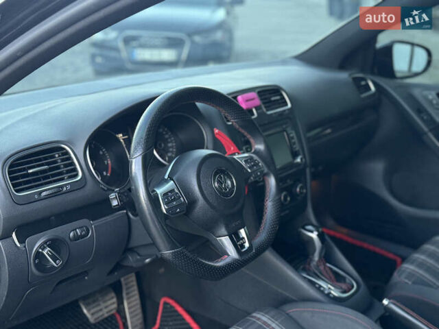 Серый Фольксваген Гольф ГТИ, объемом двигателя 2 л и пробегом 230 тыс. км за 9899 $, фото 16 на Automoto.ua