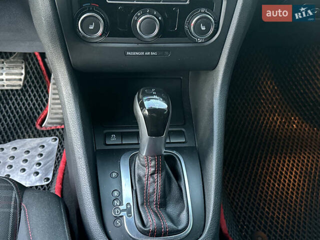 Серый Фольксваген Гольф ГТИ, объемом двигателя 2 л и пробегом 230 тыс. км за 9899 $, фото 19 на Automoto.ua