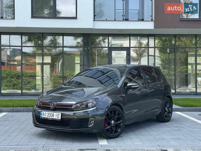 Серый Фольксваген Гольф ГТИ, объемом двигателя 2 л и пробегом 230 тыс. км за 9899 $, фото 2 на Automoto.ua