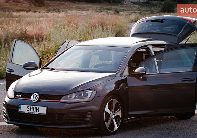 Серый Фольксваген Гольф ГТИ, объемом двигателя 1.98 л и пробегом 169 тыс. км за 13500 $, фото 5 на Automoto.ua