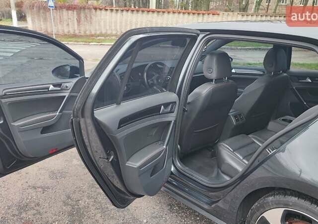 Серый Фольксваген Гольф ГТИ, объемом двигателя 1.98 л и пробегом 147 тыс. км за 13000 $, фото 21 на Automoto.ua