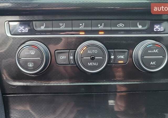 Серый Фольксваген Гольф ГТИ, объемом двигателя 1.98 л и пробегом 147 тыс. км за 13000 $, фото 29 на Automoto.ua