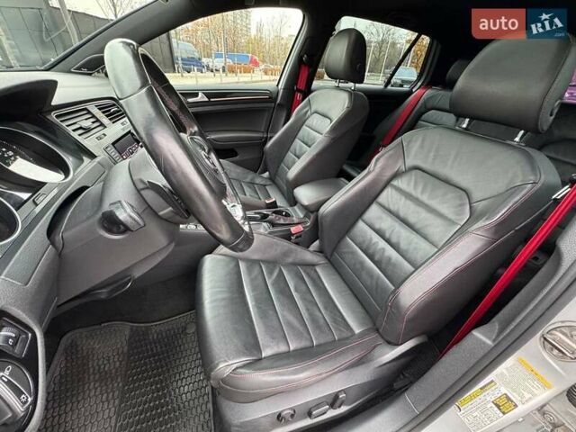Сірий Фольксваген Гольф ГТІ, об'ємом двигуна 1.98 л та пробігом 138 тис. км за 11990 $, фото 7 на Automoto.ua