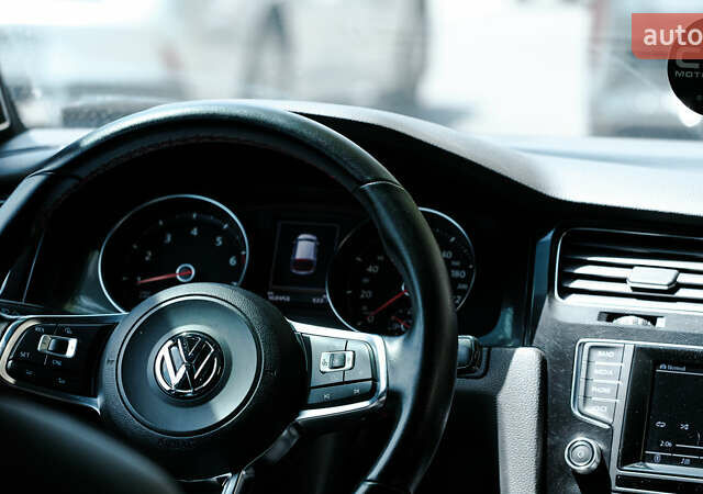 Серый Фольксваген Гольф ГТИ, объемом двигателя 1.98 л и пробегом 169 тыс. км за 13500 $, фото 15 на Automoto.ua