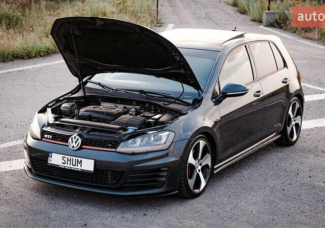 Серый Фольксваген Гольф ГТИ, объемом двигателя 1.98 л и пробегом 169 тыс. км за 13500 $, фото 1 на Automoto.ua