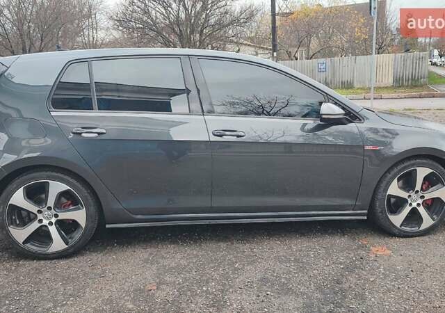 Серый Фольксваген Гольф ГТИ, объемом двигателя 1.98 л и пробегом 147 тыс. км за 13000 $, фото 10 на Automoto.ua