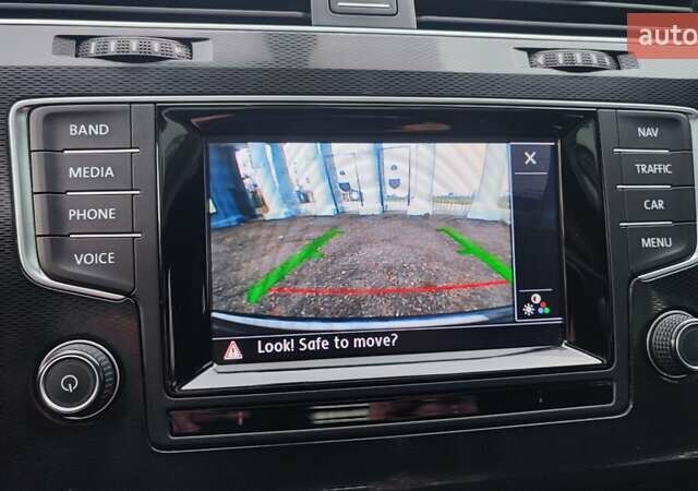 Серый Фольксваген Гольф ГТИ, объемом двигателя 1.98 л и пробегом 147 тыс. км за 13000 $, фото 28 на Automoto.ua