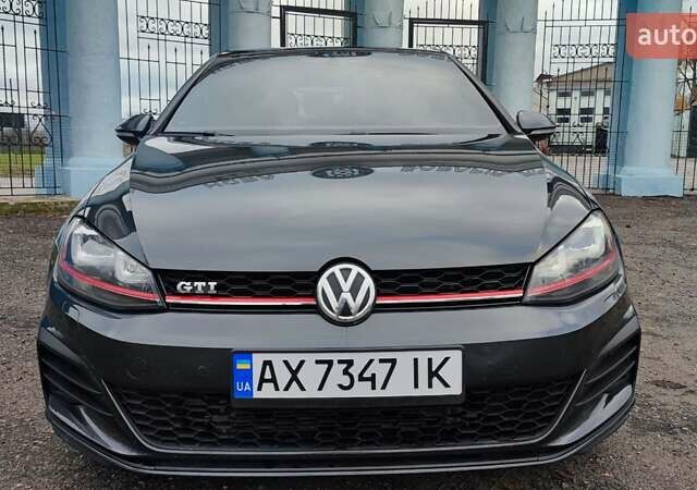 Серый Фольксваген Гольф ГТИ, объемом двигателя 1.98 л и пробегом 147 тыс. км за 13000 $, фото 1 на Automoto.ua