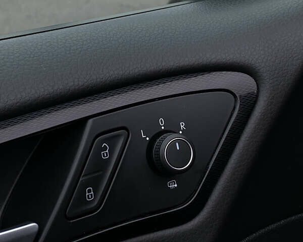 Серый Фольксваген Гольф ГТИ, объемом двигателя 1.98 л и пробегом 123 тыс. км за 13800 $, фото 29 на Automoto.ua