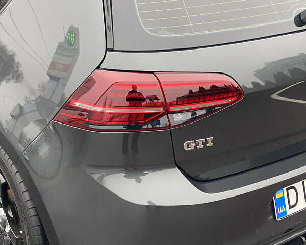 Серый Фольксваген Гольф ГТИ, объемом двигателя 1.98 л и пробегом 123 тыс. км за 13800 $, фото 15 на Automoto.ua