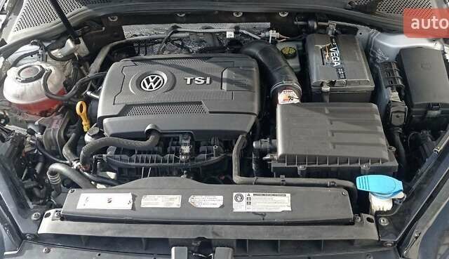 Серый Фольксваген Гольф ГТИ, объемом двигателя 1.98 л и пробегом 129 тыс. км за 15000 $, фото 8 на Automoto.ua